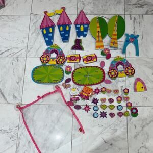 Alex Colorful Castle Building Set for Kids in the bathtub foam like new w/bag